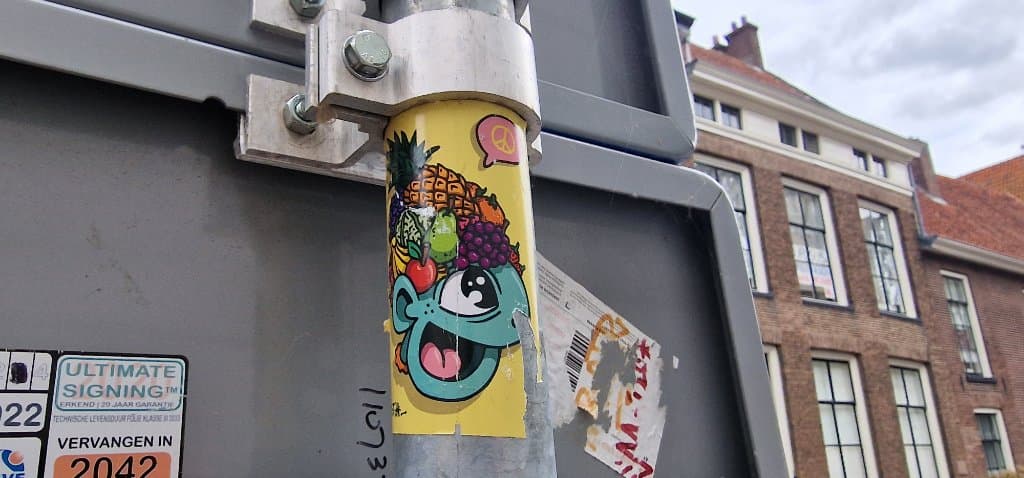 TUTTI sticker in Zwolle