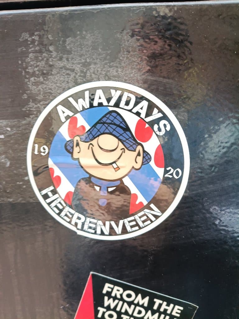 Awaydays Heerenveen sticker in Assen